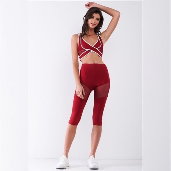 Sheer Sleeveless Overlapping Racer Back Sports Bra - Picture 3 of 4